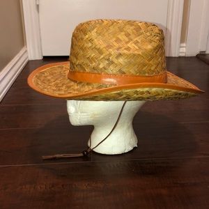 STRAW COWBOY HAT